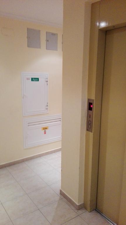 Marina Apartment Портиман Екстериор снимка