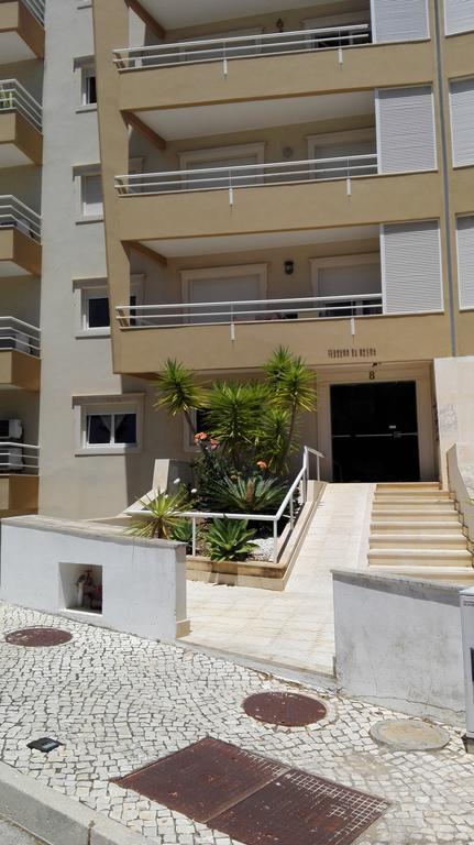 Marina Apartment Портиман Екстериор снимка